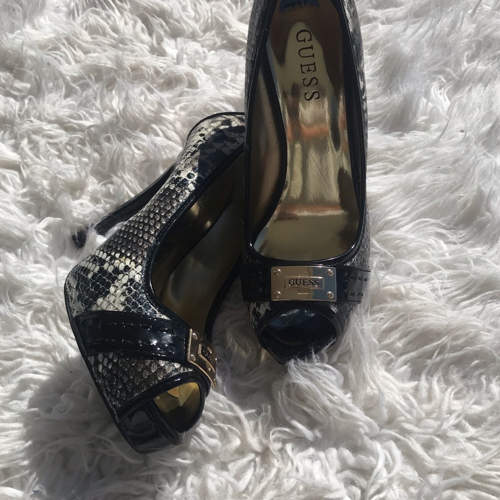 Guess snakeprint heels